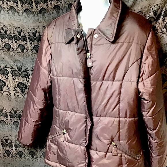 Guess- puffer style winter coat - Picture 1 of 6